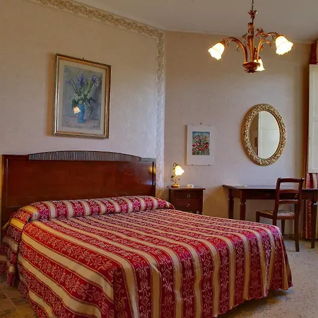 Hotel Miralago 3*