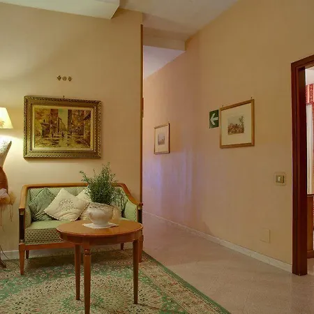 Miralago Hotel 3*
