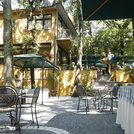 Hotel Miralago